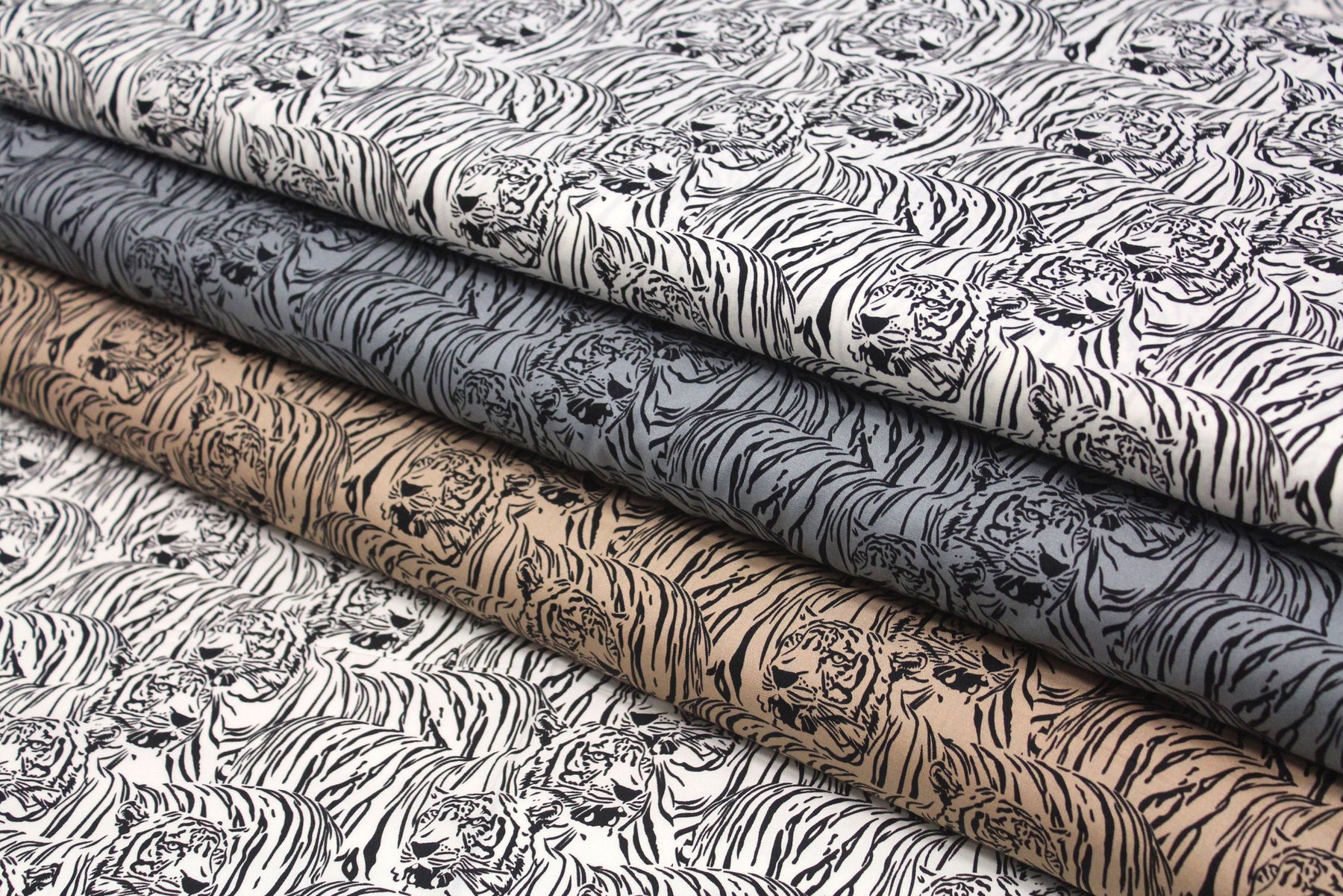 Tigresque, notre nouvelle collection de tissus - tissuspipi.com