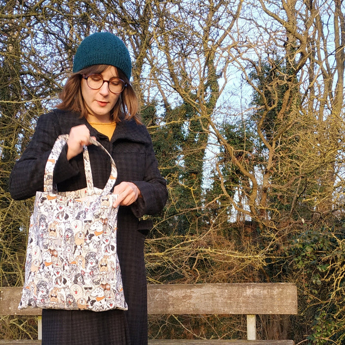 Les chiens élégants : le sac de Couture by Myrtille - tissuspipi.com