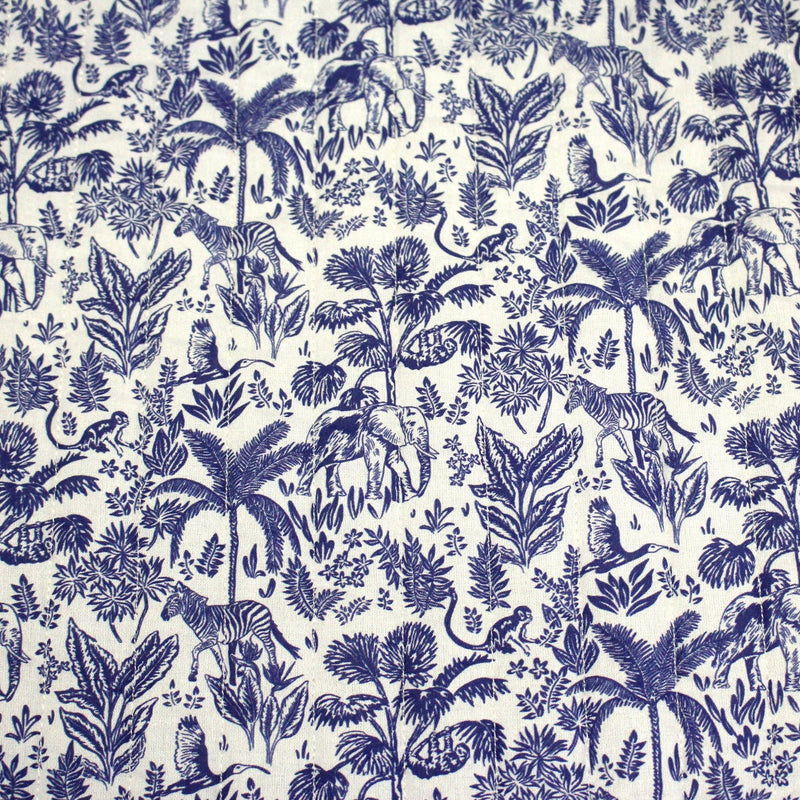 Tissu matelassé TOILE DE JOUY : trois motifs, deux couleurs, cinq tissus ! - tissuspipi.com