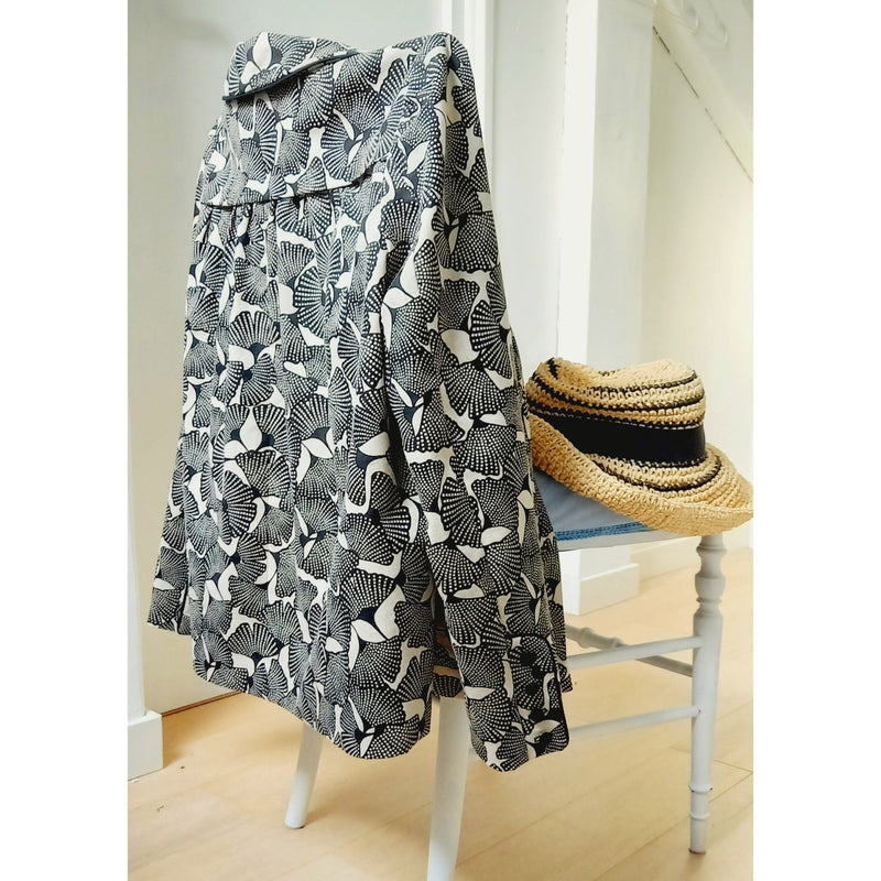 Tissu coton demi natté motif japonais GINKGO : BLEU ou NOIR - OEKO - TEX STANDARD 100 - tissuspipi.com