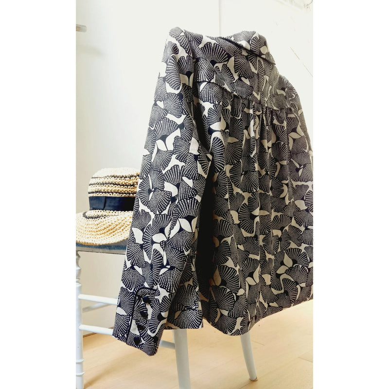 Tissu coton demi natté motif japonais GINKGO : BLEU ou NOIR - OEKO - TEX STANDARD 100 - tissuspipi.com