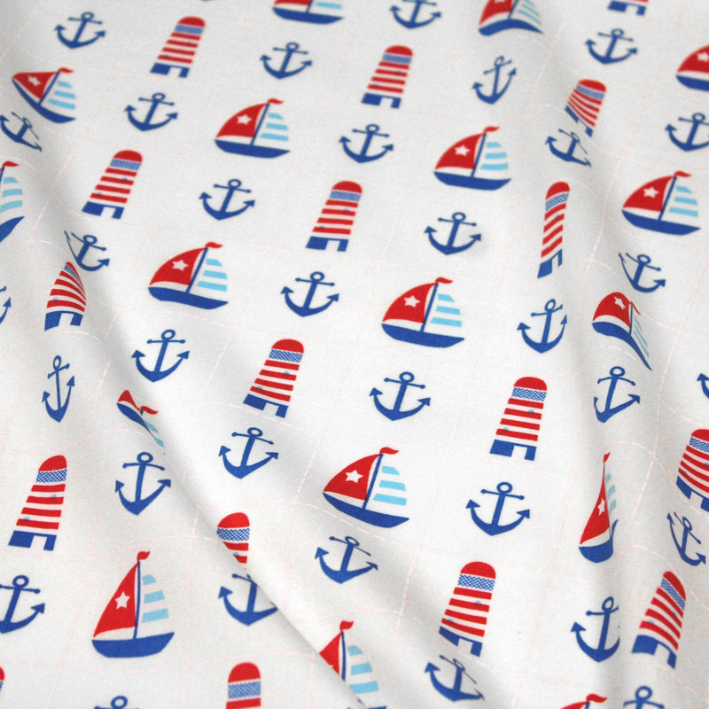 Tissu popeline de coton aux phares, bateaux et ancres de marine, fond blanc - tissuspipi.com