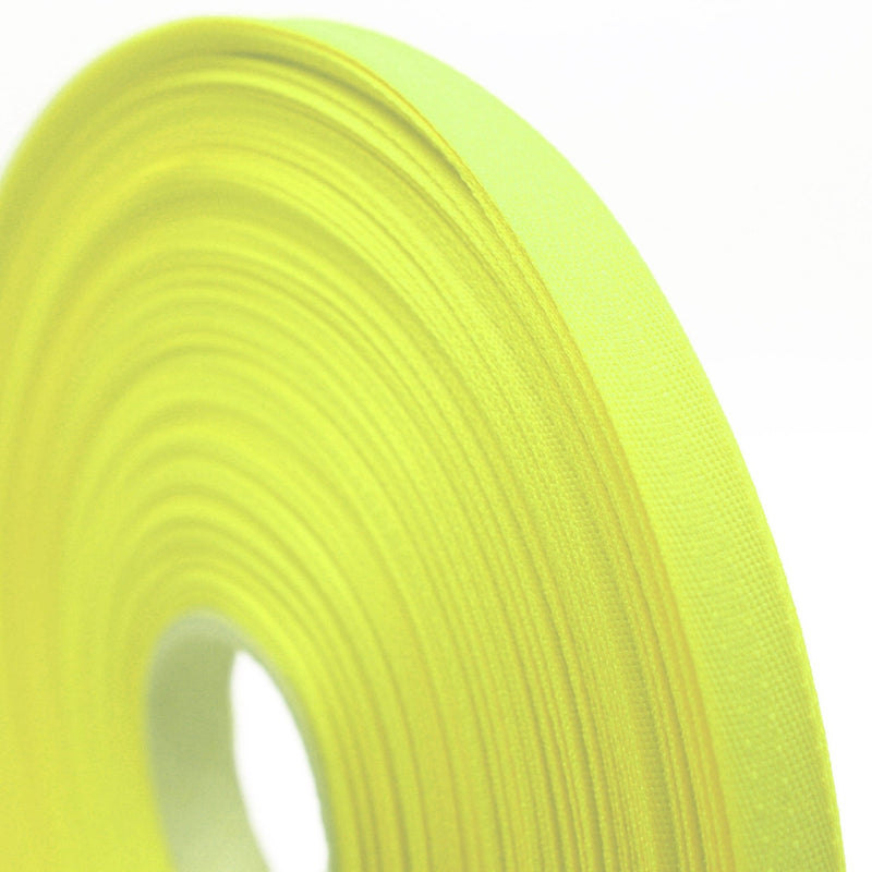 Ruban de sergé jaune fluo 10mm - Galette de 50 mètres - Fabrication française - tissuspipi.com