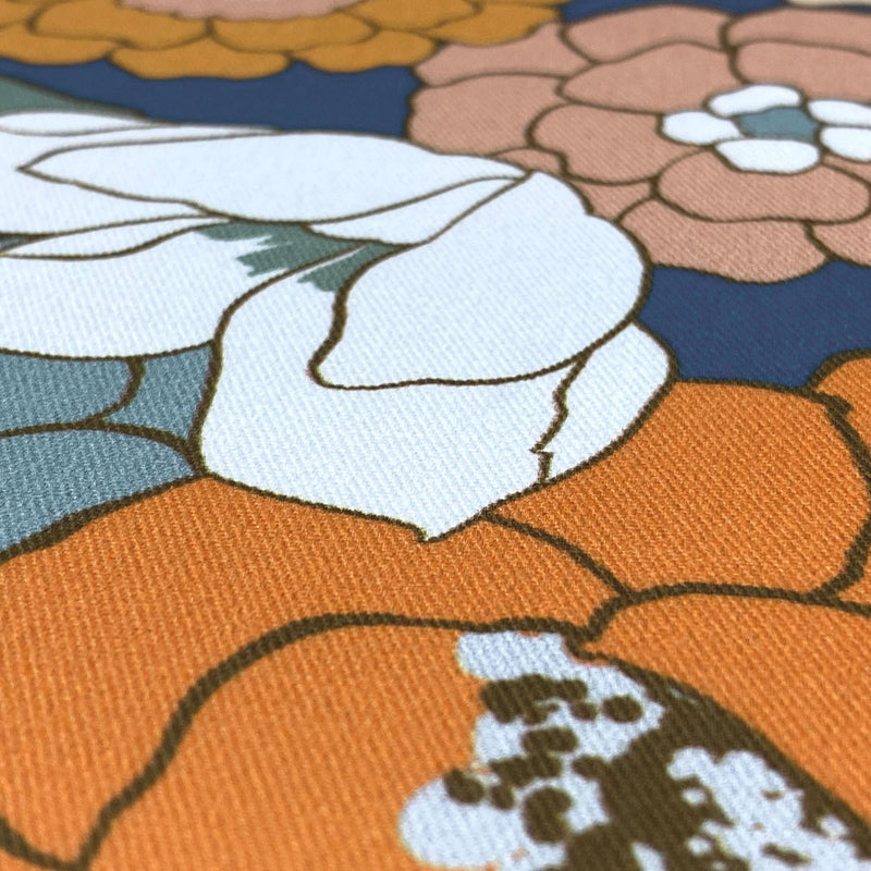Tissu gabardine de coton SUZANNE imprimé fleurs rétro : bleu, rouille, olive - OEKO - TEX STANDARD 100 - tissuspipi.com