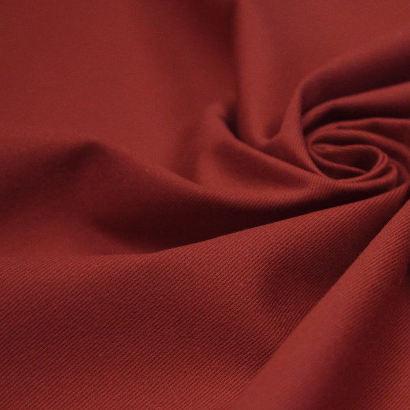 Tissu gabardine coton LUXE, fabrication française : nombreuses couleurs disponibles ! OEKO - TEX STANDARD 100 - tissuspipi.com
