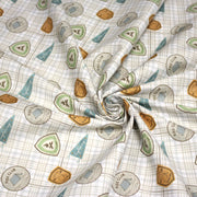 Tissu cotonnade blanc, écussons KIDS CLUB & CAMPING - OEKO - TEX - tissuspipi.com