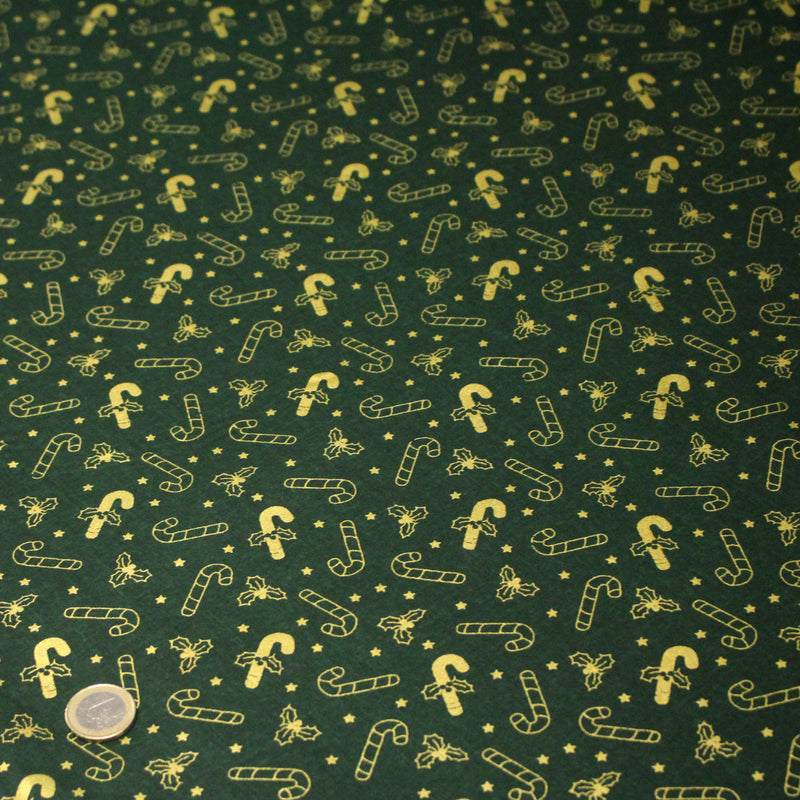 Tissu coton NOËL vert aux sucres d'orge et houx dorés - OEKO - TEX - tissuspipi.com