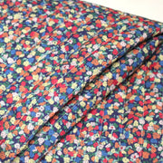 Tissu matelassé FLEURI fines fleurs : fond bleu ou fond blanc - OEKO - TEX - tissuspipi.com