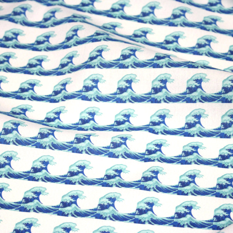 Tissu cotonnade imprimée EMOJI VAGUES HOKUSAI - OEKO - TEX STANDARD 100 - tissuspipi.com