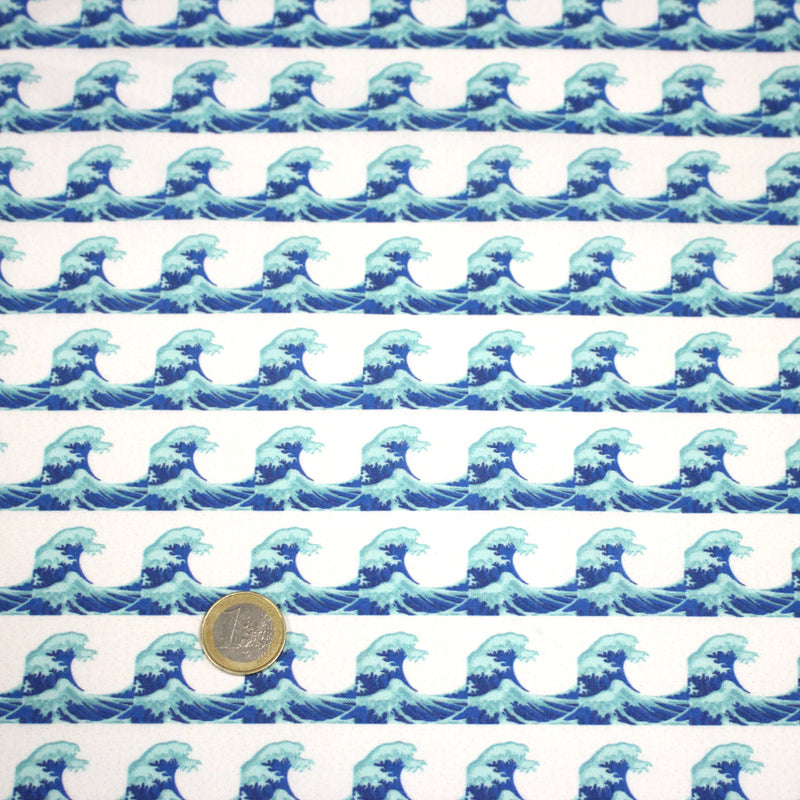 Tissu cotonnade imprimée EMOJI VAGUES HOKUSAI - OEKO - TEX STANDARD 100 - tissuspipi.com