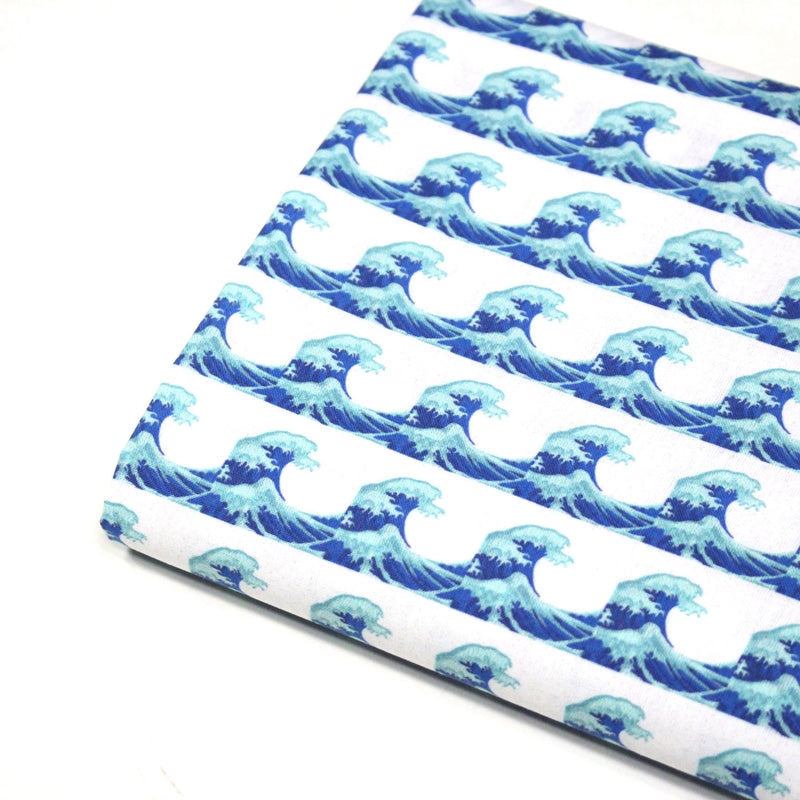 Tissu cotonnade imprimée EMOJI VAGUES HOKUSAI - OEKO - TEX STANDARD 100 - tissuspipi.com