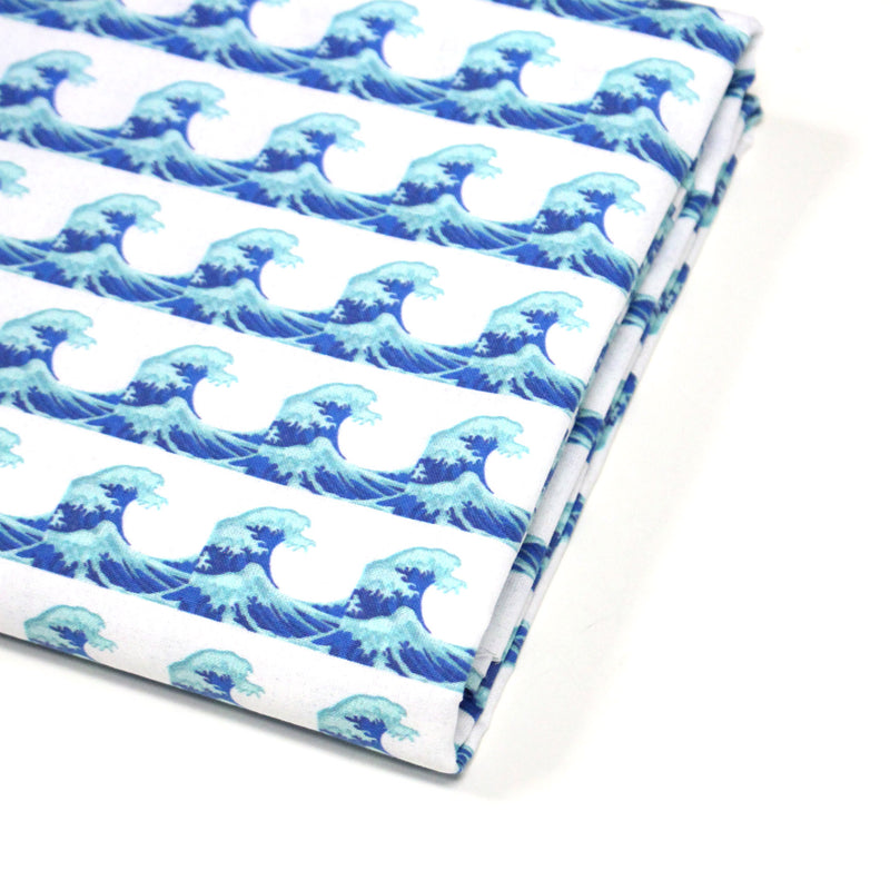 Tissu cotonnade imprimée EMOJI VAGUES HOKUSAI - OEKO - TEX STANDARD 100 - tissuspipi.com