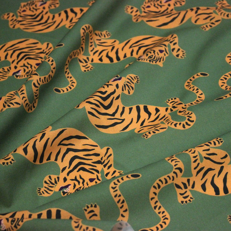 Tissu cotonnade TIGRUS BENGALIS, tigres et nombreuses couleurs - OEKO - TEX STANDARD 100 - tissuspipi.com