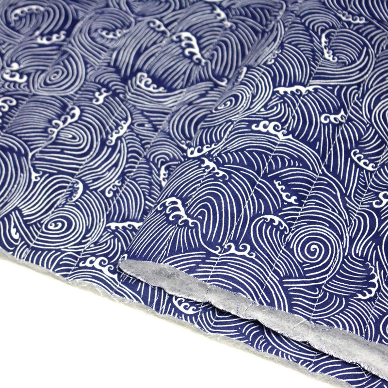 Tissu matelassé Vagues japonaises bleues & blanches, Hokusai - OEKO - TEX - tissuspipi.com