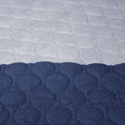 Tissu Matelassé Chambray : bleu roi ou noir - OEKO - TEX - tissuspipi.com