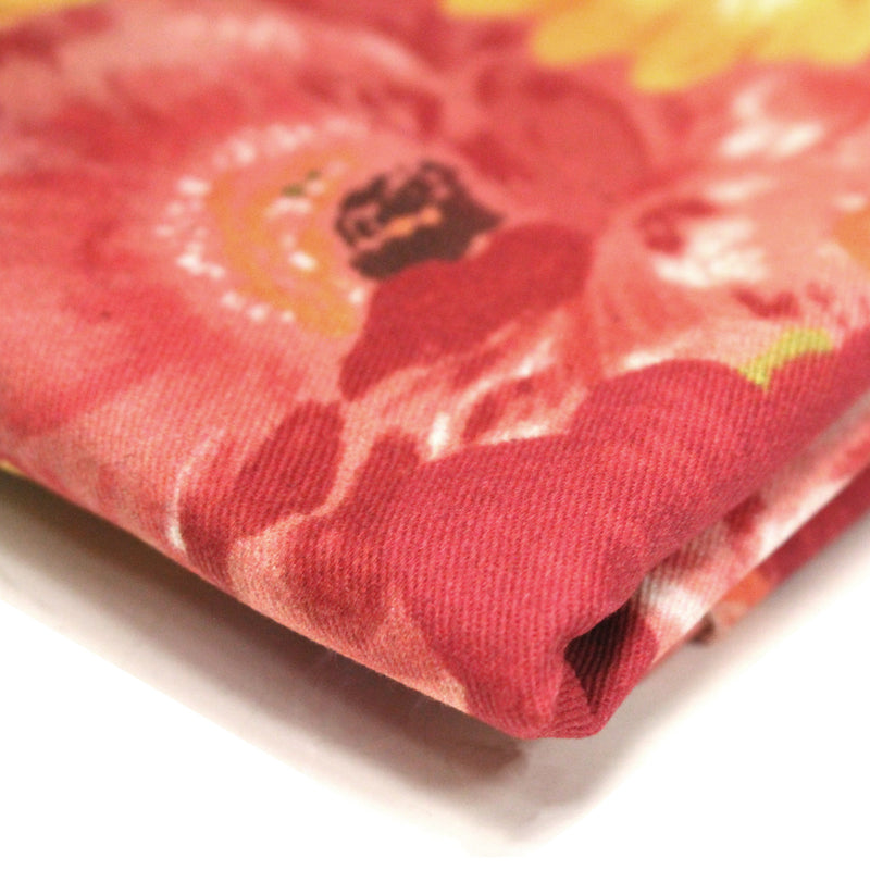 Tissu gabardine coton imprimée fleuri Vintage jaune, rouge, rose - OEKO - TEX STANDARD 100 - tissuspipi.com