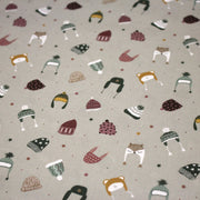Tissu coton NOËL gris aux chapeaux, bonnets et chapkas - OEKO - TEX - tissuspipi.com