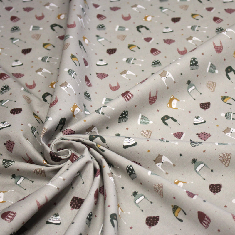 Tissu coton NOËL gris aux chapeaux, bonnets et chapkas - OEKO - TEX - tissuspipi.com