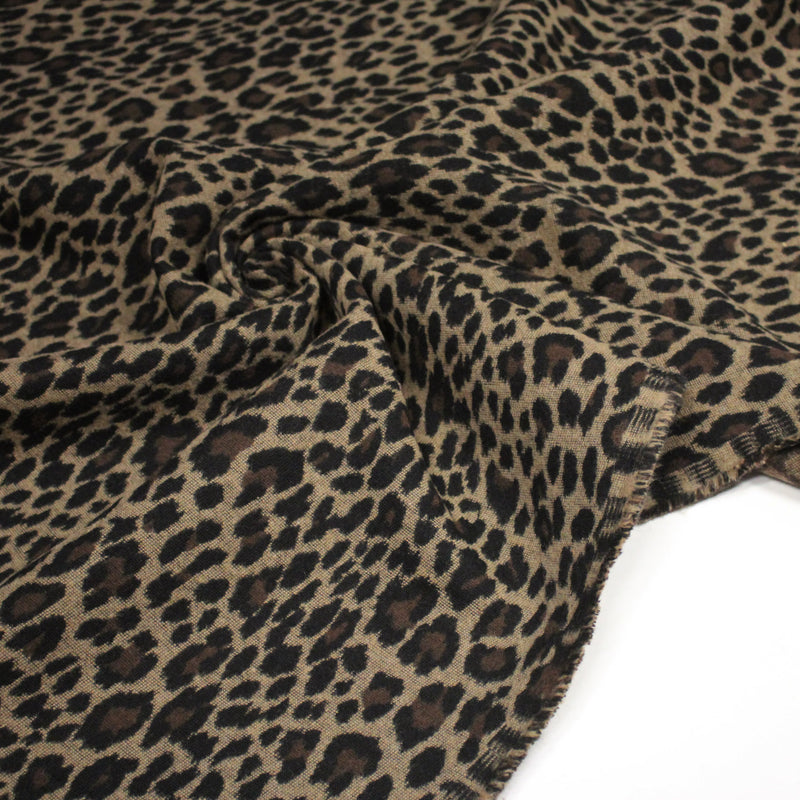 Tissu lainage motif léopard : grège & chocolat ou tout chocolat - EXCLUSIVITE FABRIQUEE EN ITALIE - tissuspipi.com