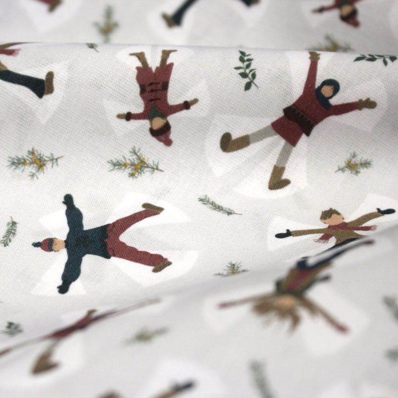 Tissu coton NOËL, gris aux gamins dans la neige - OEKO - TEX - tissuspipi.com