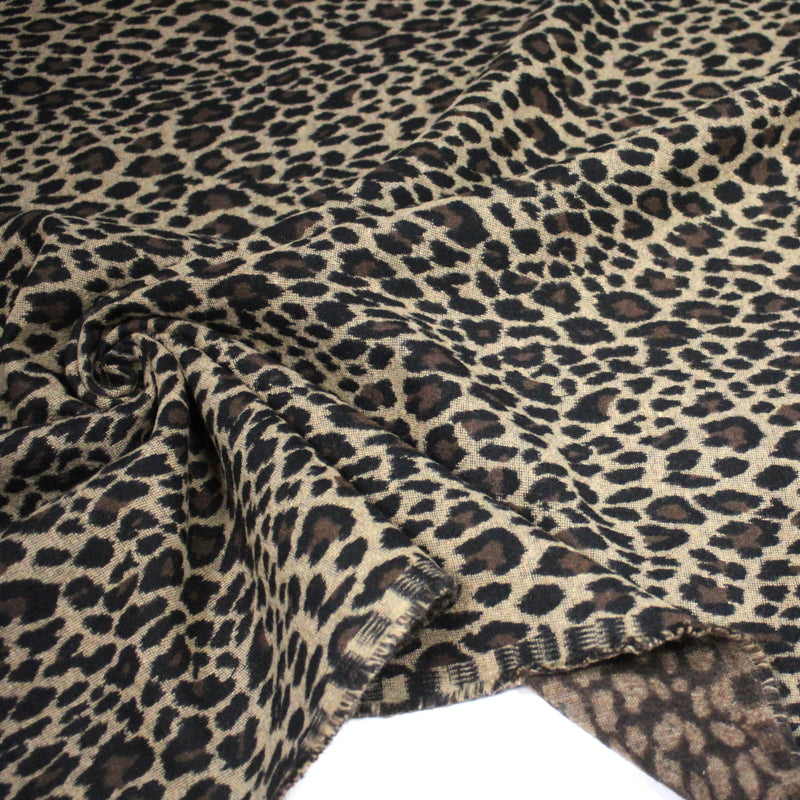 Tissu lainage motif léopard : grège & chocolat ou tout chocolat - EXCLUSIVITE FABRIQUEE EN ITALIE - tissuspipi.com
