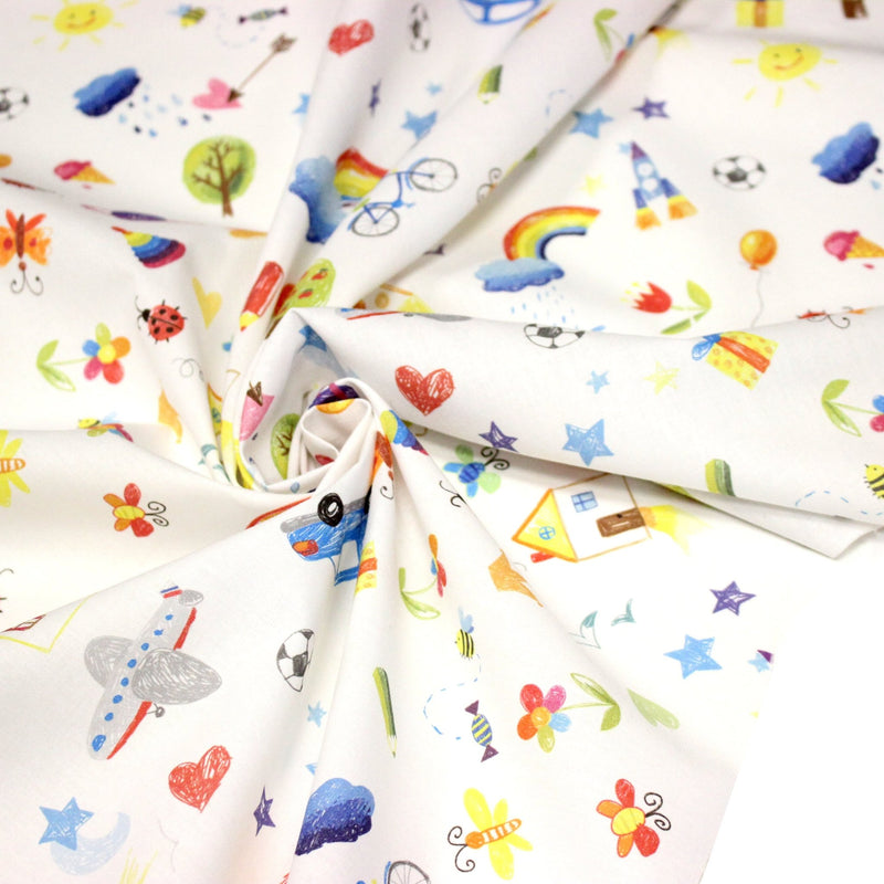 Tissu cotonnade aux DESSINS D'ENFANT multicolores, fond blanc - tissuspipi.com