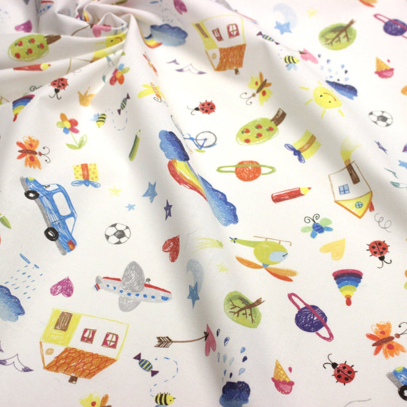 Tissu cotonnade aux DESSINS D'ENFANT multicolores, fond blanc - tissuspipi.com