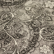 Tissu viscose fluide écru aux fleurs indiennes noires - COLLECTION KALAMKARI - tissuspipi.com
