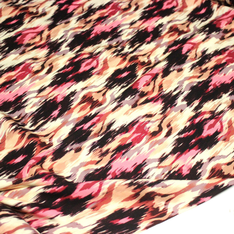 Tissu Viscose fluide motif IKAT rose, chocolat, écru - STANDARD 100 OEKO - TEX - tissuspipi.com