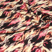 Tissu Viscose fluide motif IKAT rose, chocolat, écru - STANDARD 100 OEKO - TEX - tissuspipi.com
