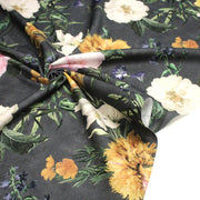 Tissu de coton demi - natté ROMANTISME aux grandes fleurs jaunes, roses et blanches - OEKO - TEX - tissuspipi.com