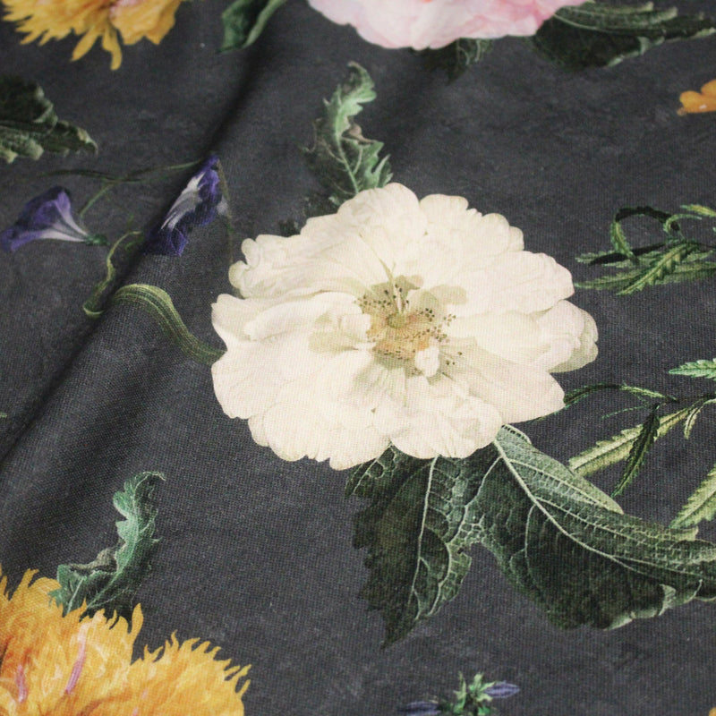 Tissu de coton demi - natté ROMANTISME aux grandes fleurs jaunes, roses et blanches - OEKO - TEX - tissuspipi.com