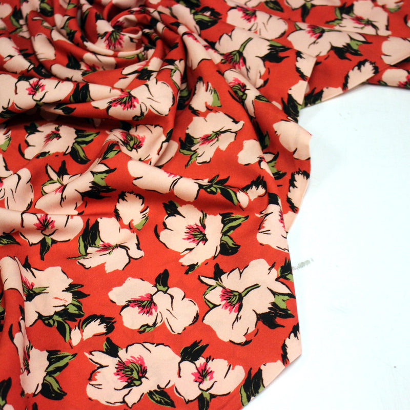 Tissu Viscose fluide SOLINE, rouge aux fleurs roses et noires - STANDARD 100 OEKO - TEX - tissuspipi.com