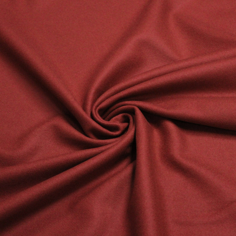 Tissu drap de laine rouge garance uni - le tissu parfait pour l'uniforme de hussard napoléonien, armée française XIVème et armée française 1914 - tissuspipi.com