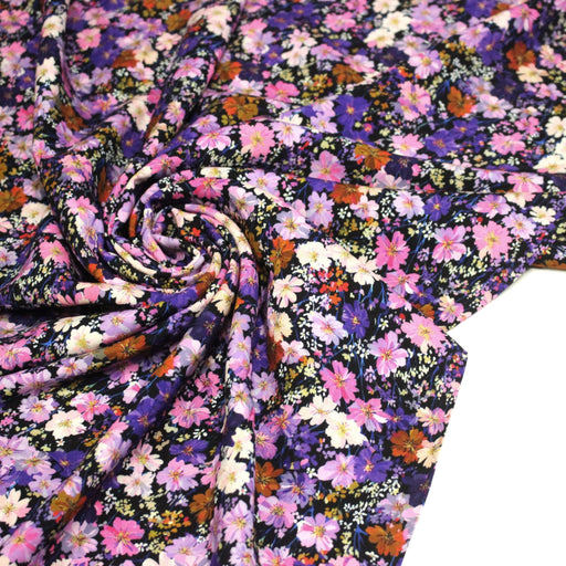 Tissu Viscose fluide ZATA floral parme et violet fond noir – STANDARD 100 OEKO - TEX - tissuspipi.com