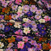 Tissu Viscose fluide ZATA floral parme et violet fond noir – STANDARD 100 OEKO - TEX - tissuspipi.com