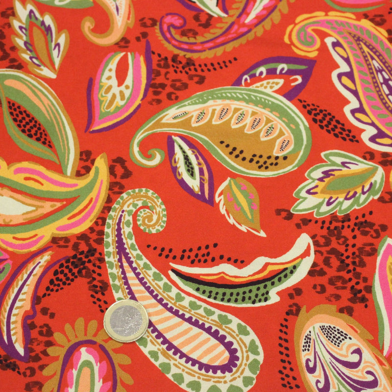 Tissu Viscose fluide ANJALI motif cachemire multicolore fond rouge – STANDARD 100 OEKO - TEX - tissuspipi.com
