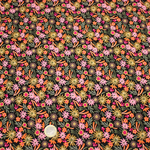 Tissu Viscose fluide JOLI petit fleuri rose ocre vert fond noir – STANDARD 100 OEKO - TEX - tissuspipi.com