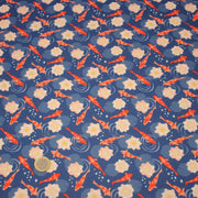 Tissu cotonnade motif japonais KOï aux poissons carpes koï & nénuphars, fond bleu roi - OEKO - TEX - tissuspipi.com