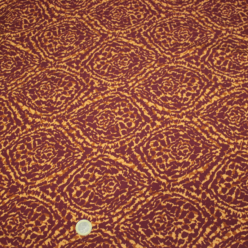 Tissu Viscose fluide ASSA arabesques rouge bordeaux fond ocre – STANDARD 100 OEKO - TEX - tissuspipi.com