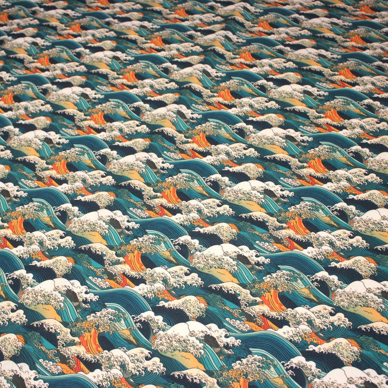 Tissu cotonnade motif japonais de la vague Kanagawa d’Hokusai, tons vert canard, oranges et blancs - OEKO - TEX - tissuspipi.com