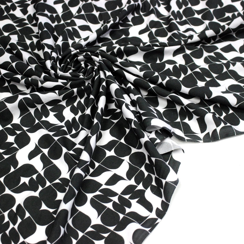 Tissu viscose fluide SEVENTIES, motif géométrique noir et blanc - STANDARD 100 OEKO - TEX - tissuspipi.com