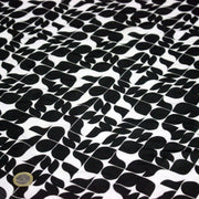 Tissu viscose fluide SEVENTIES, motif géométrique noir et blanc - STANDARD 100 OEKO - TEX - tissuspipi.com