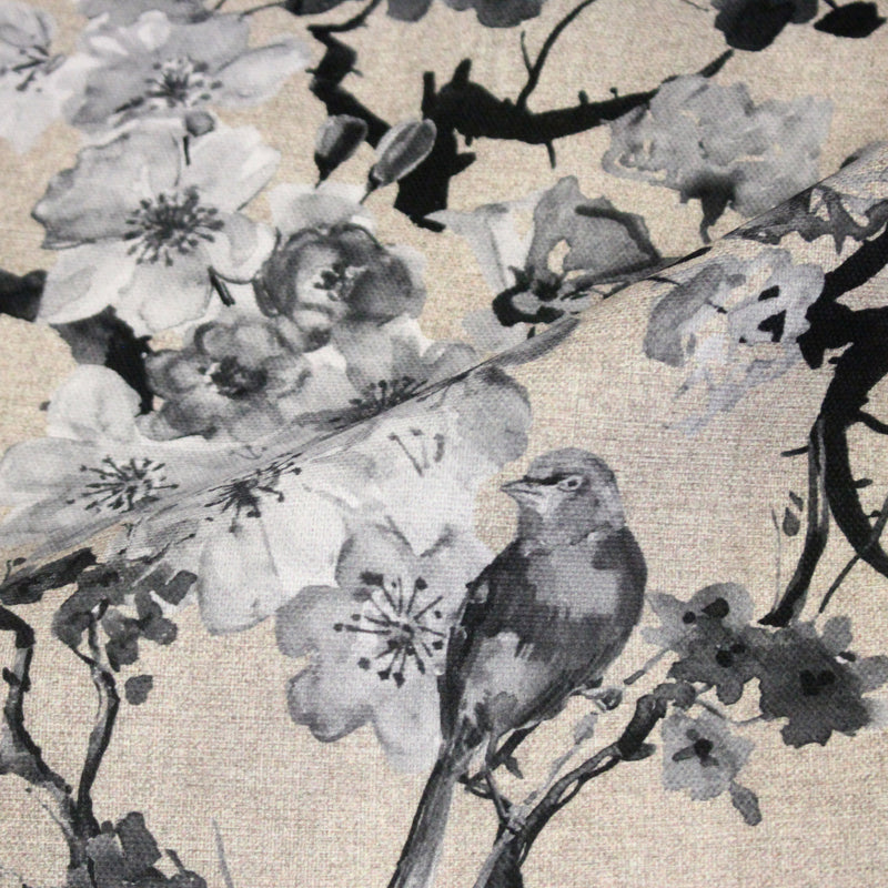 Tissu coton motif jardin japonais GUNMA aux oiseaux et fleurs de cerisier, fond lin - OEKO - TEX - tissuspipi.com