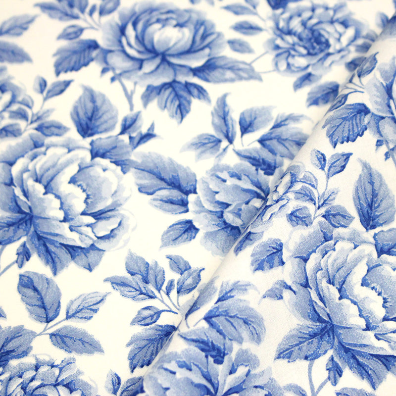 Tissu cotonnade HAMPTON BLOOM, motif britannique fleuri bleu ou rose - OEKO - TEX STANDARD 100 - tissuspipi.com