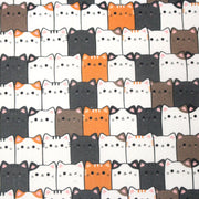 Tissu cotonnade KAWAII aux chats japonais blancs, gris et roux - OEKO - TEX - tissuspipi.com