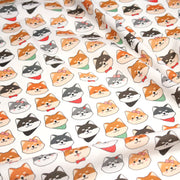 Tissu cotonnade KAWAII aux chiens japonais Shiba blancs, gris et roux, noeud papillon & bandanas - OEKO - TEX - tissuspipi.com