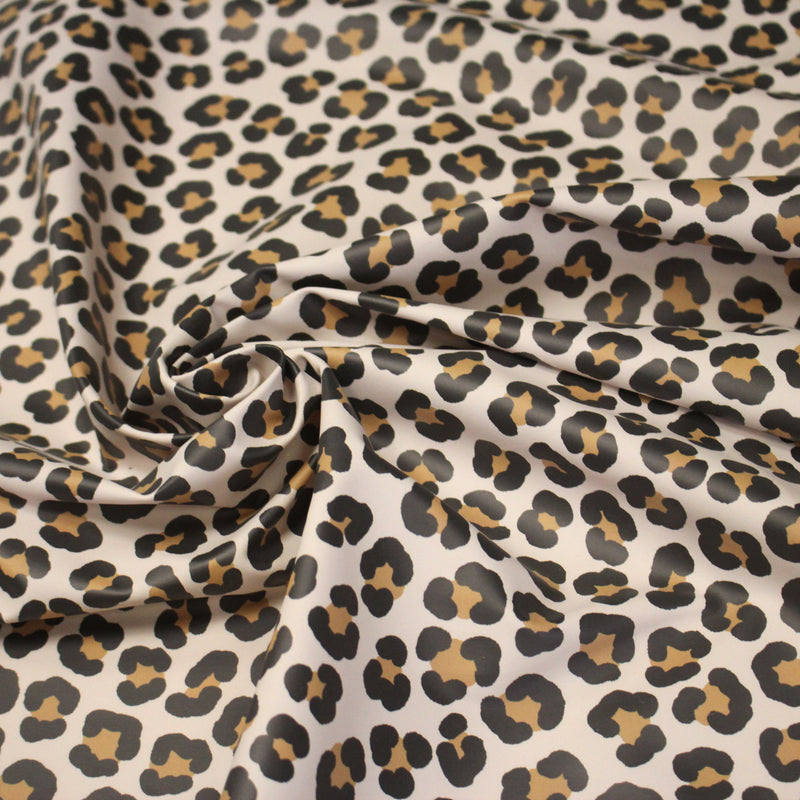 Tissu habillement imperméable, imprimé motif LEOPARD - tissuspipi.com