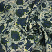 Tissu coton fin imprimé INDIENNES, faux uni vert pâle, fleurs et feuilles bleu indigo et vert anglais - STANDARD 100 OEKO - TEX - tissuspipi.com