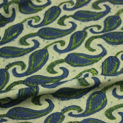 Tissu coton fin imprimé INDIENNES, vert pâle aux feuilles bleues et vertes - STANDARD 100 OEKO - TEX - tissuspipi.com